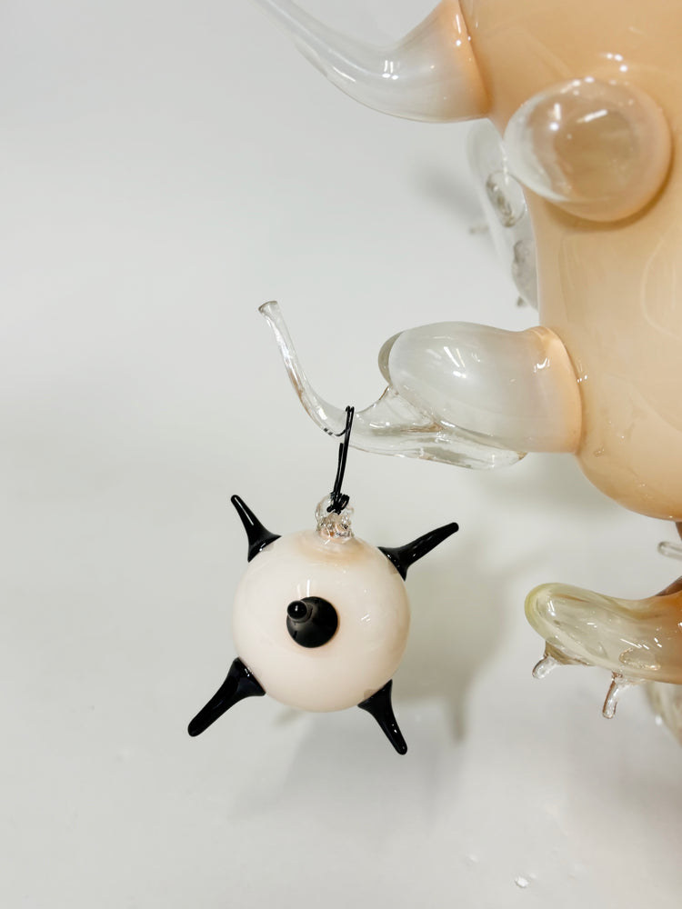 Pokie Ornament I